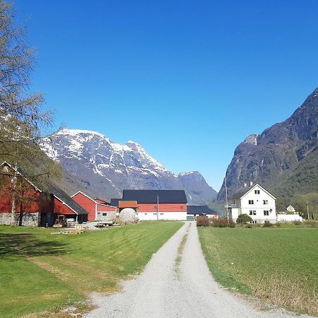 Glacier And Waterfall View Briksdalsbre Exterior foto